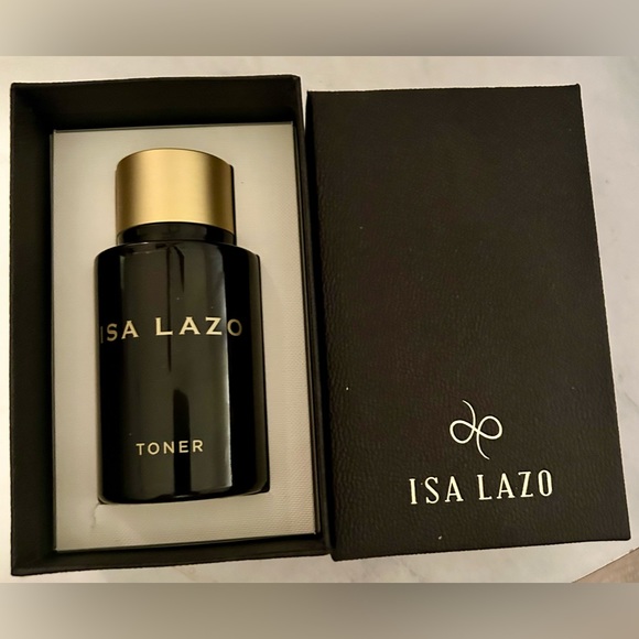 New with Tags- Isa Lazo Facial Toner - Picture 2 of 3